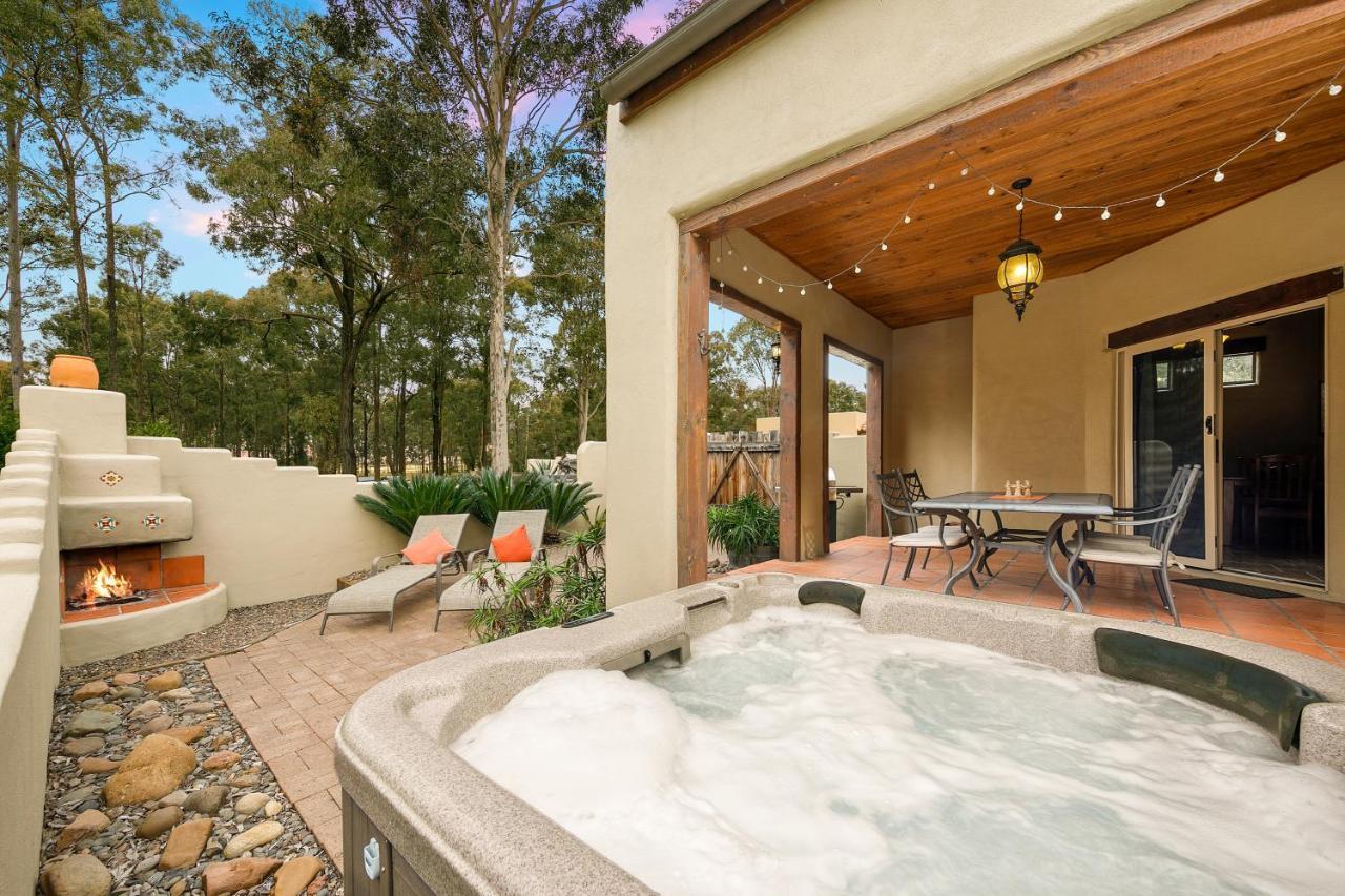 Casa La Vina Pokolbin - Romantic Villas With Outdoor Hot Tubs And Fireplaces Eksteriør billede