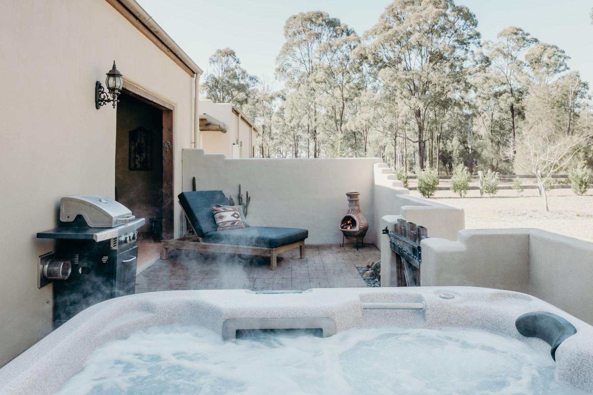 Casa La Vina Pokolbin - Romantic Villas With Outdoor Hot Tubs And Fireplaces Eksteriør billede