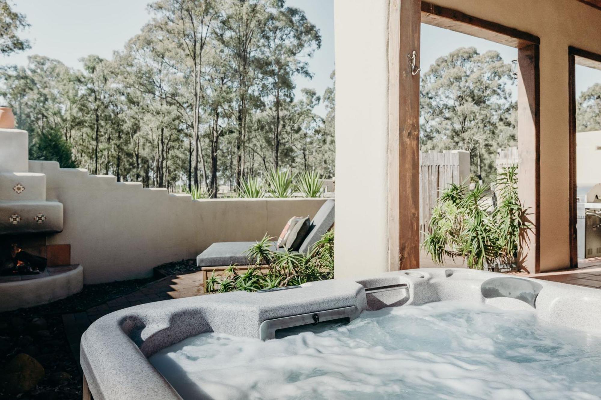 Casa La Vina Pokolbin - Romantic Villas With Outdoor Hot Tubs And Fireplaces Eksteriør billede